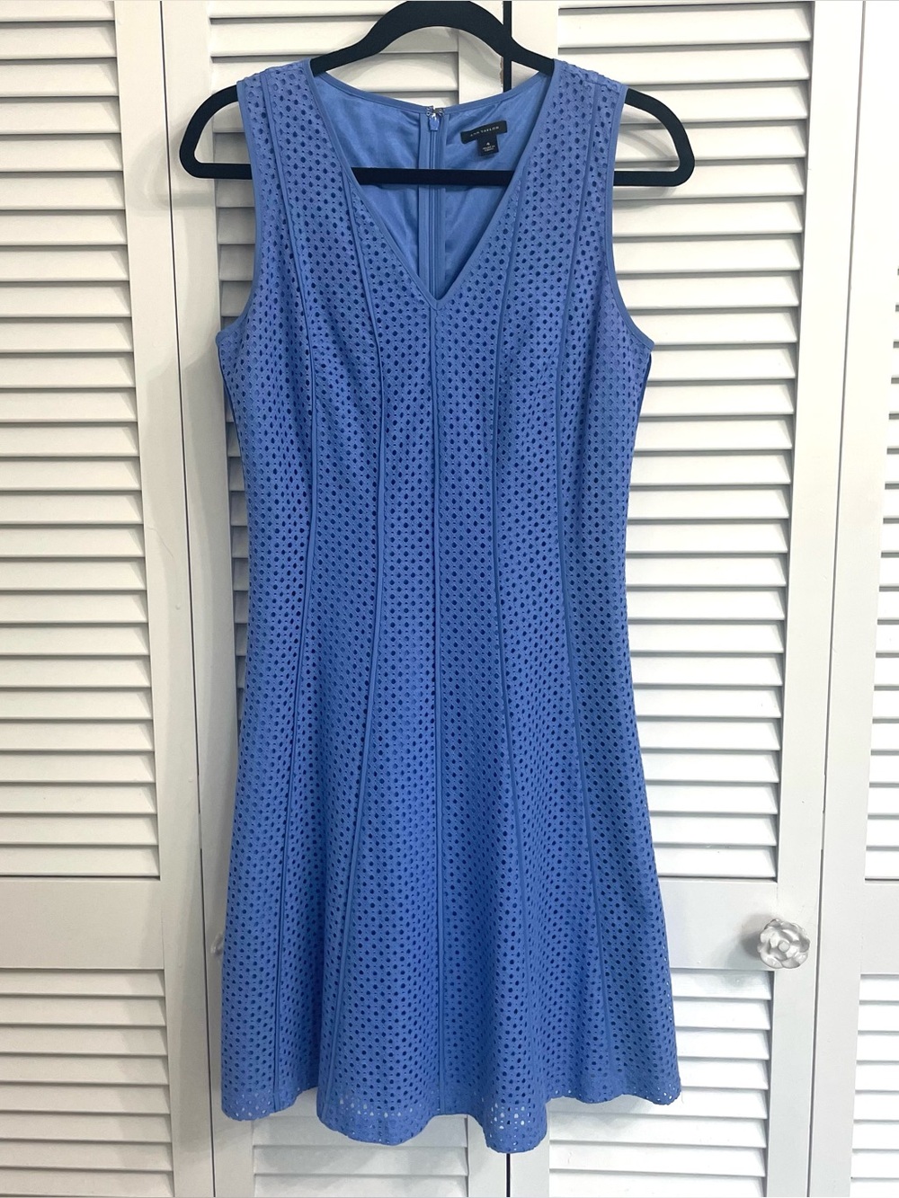Ann Taylor Womens Sleeveless A Line V Neck Eyelet Dress Size 4 Periwinkle Lined